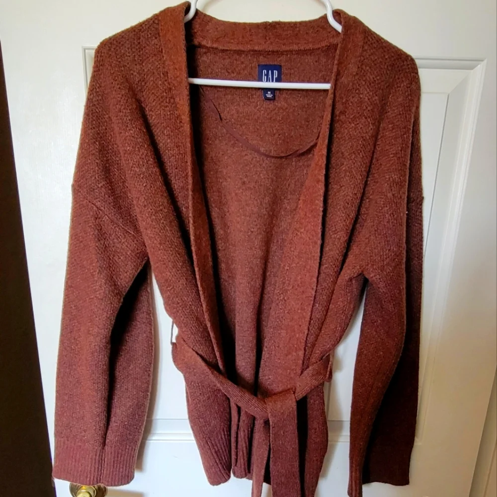 Belted sweater - Picture 1 of 2
